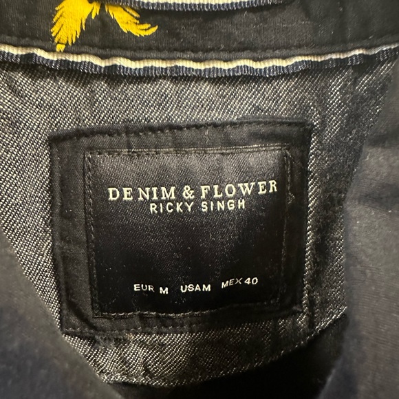 Denim & Flower Button Down Shirt - Picture 2 of 4